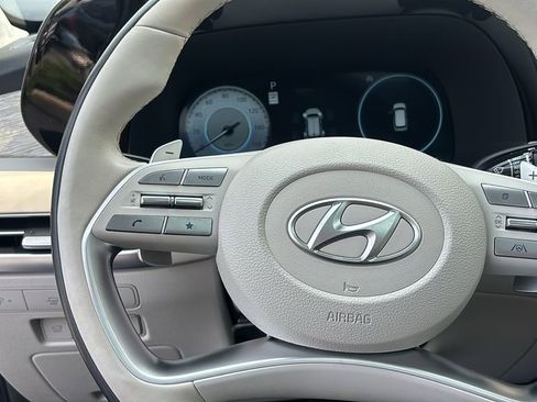 Used 2024 Hyundai Palisade Calligraphy image 17