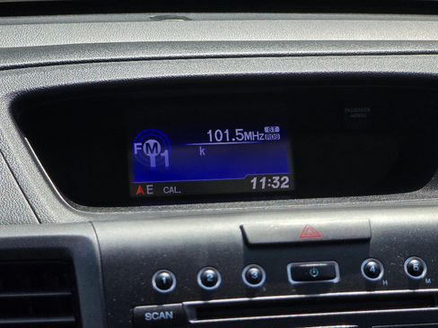 Used 2014 Honda CR-V LX image 16