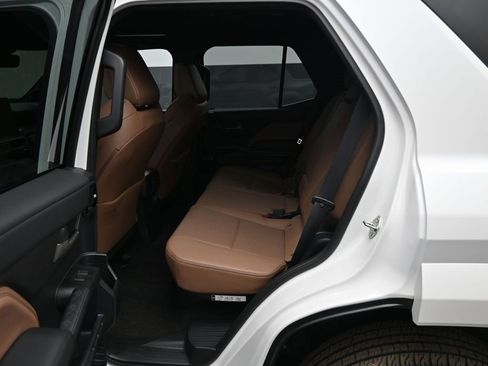 Certified 2025 Toyota 4Runner Limited image 30