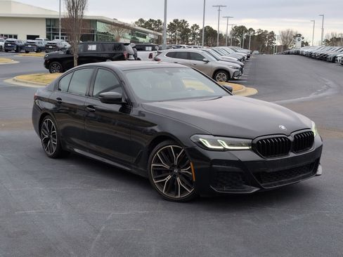 Certified 2023 BMW 530i w/ Executive Package image 2