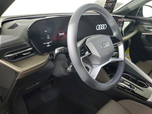 New 2025 Audi Q5 Premium Plus image 24