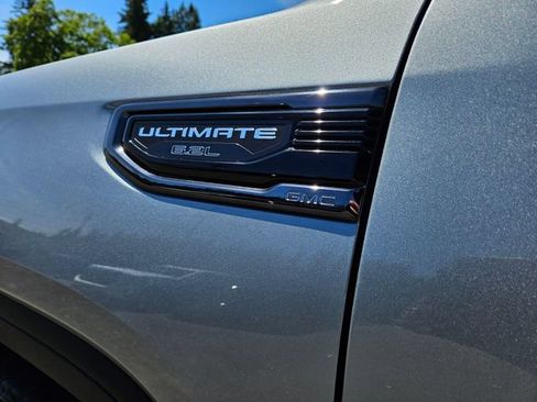 Used 2024 GMC Sierra 1500 Denali Ultimate AWD/4WD image 11
