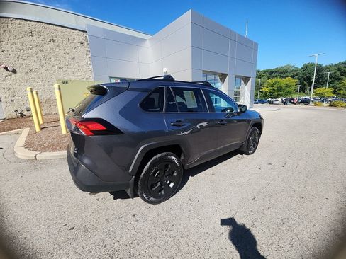 Used 2019 Toyota RAV4 LE AWD/4WD image 25