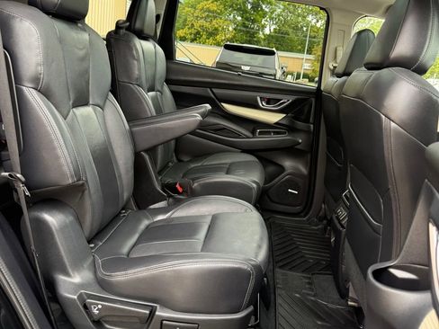 Used 2020 Subaru Ascent Limited w/ Technology Package image 19