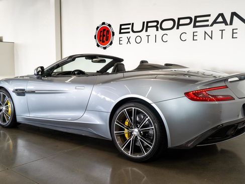 Used 2014 Aston Martin Vanquish Volante image 26