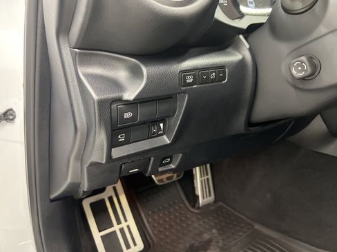 Used 2022 Lexus IS 350 F Sport image 16