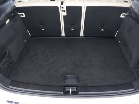 Used 2024 Mercedes-Benz GLA 250 4MATIC w/ Winter Heating Package image 21