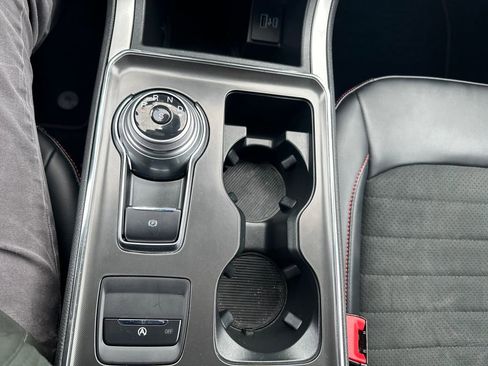 Used 2024 Ford Edge ST-Line image 15