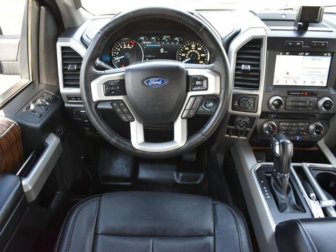 Used 2018 Ford F150 Lariat w/ Equipment Group 502A Luxury AWD/4WD image 11