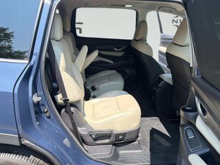 Used 2024 Subaru Ascent Limited w/ Popular Package #2 AWD/4WD image 34