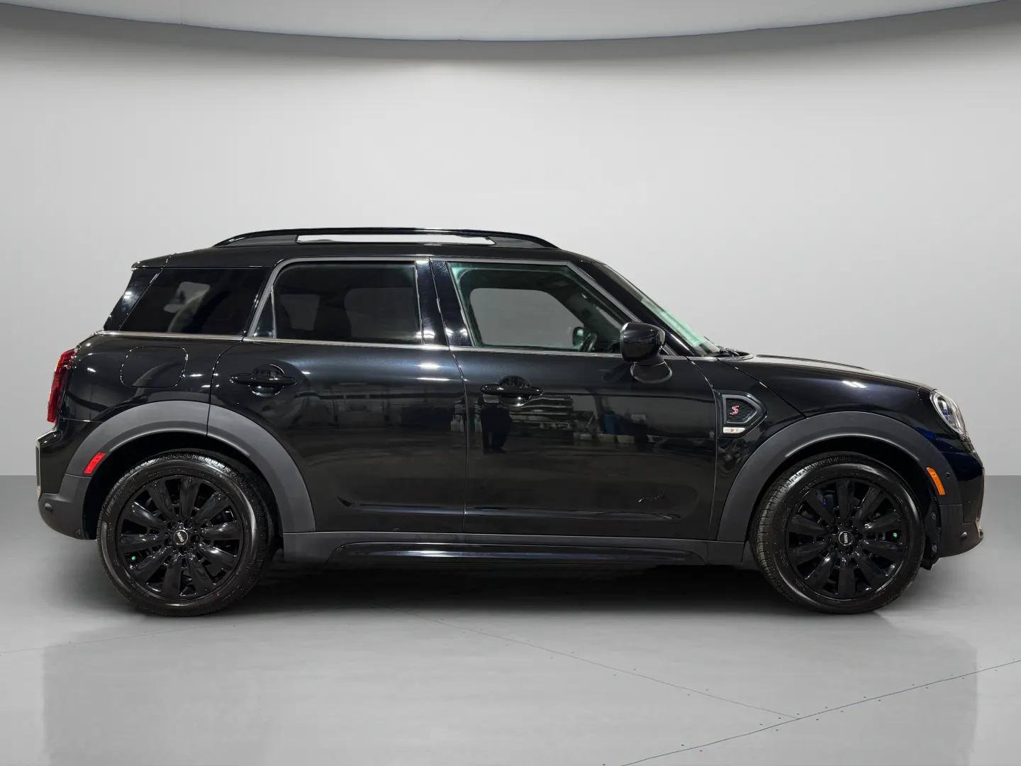 Used 2023 MINI Cooper Countryman S AWD/4WD image 2