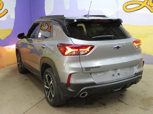 Used 2023 Chevrolet TrailBlazer RS w/ Sun and Liftgate Package AWD/4WD image 6