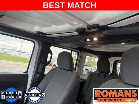 Used 2024 Jeep Wrangler Unlimited AWD/4WD image 18