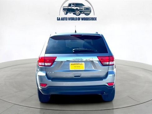 Used 2012 Jeep Grand Cherokee Laredo w/ Laredo E Group image 4