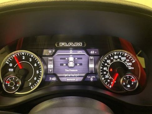 Used 2022 RAM 1500 Laramie image 13