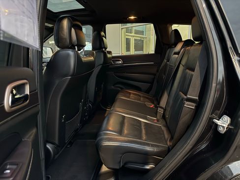 Used 2015 Jeep Grand Cherokee Limited image 34