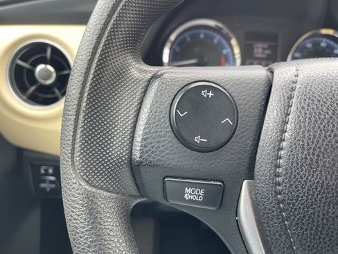 Used 2019 Toyota Corolla LE w/ Body Protection Package FWD image 25