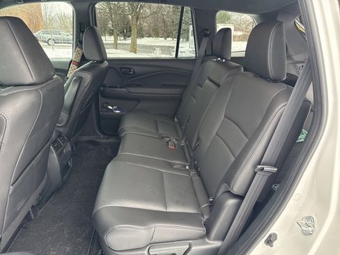Certified 2023 Honda Passport EX-L image 18