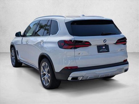 New 2026 BMW X5 sDrive40i image 8