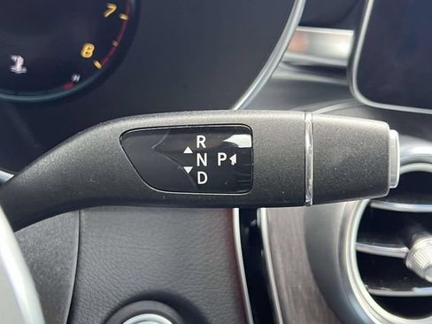 Used 2022 Mercedes-Benz GLC 300 4MATIC image 30