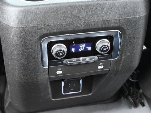 Used 2023 Chevrolet Tahoe LT RWD image 11