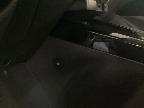 Certified 2025 Kia Niro EX FWD image 16