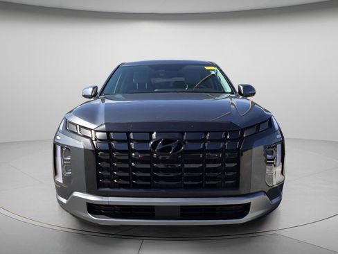 Certified 2025 Hyundai Palisade SE FWD image 3