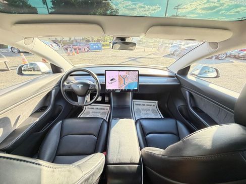 Used 2018 Tesla Model 3 Long Range AWD/4WD image 23