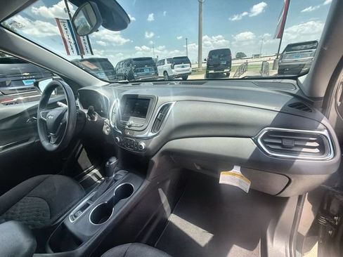 Certified 2021 Chevrolet Equinox LT FWD image 28