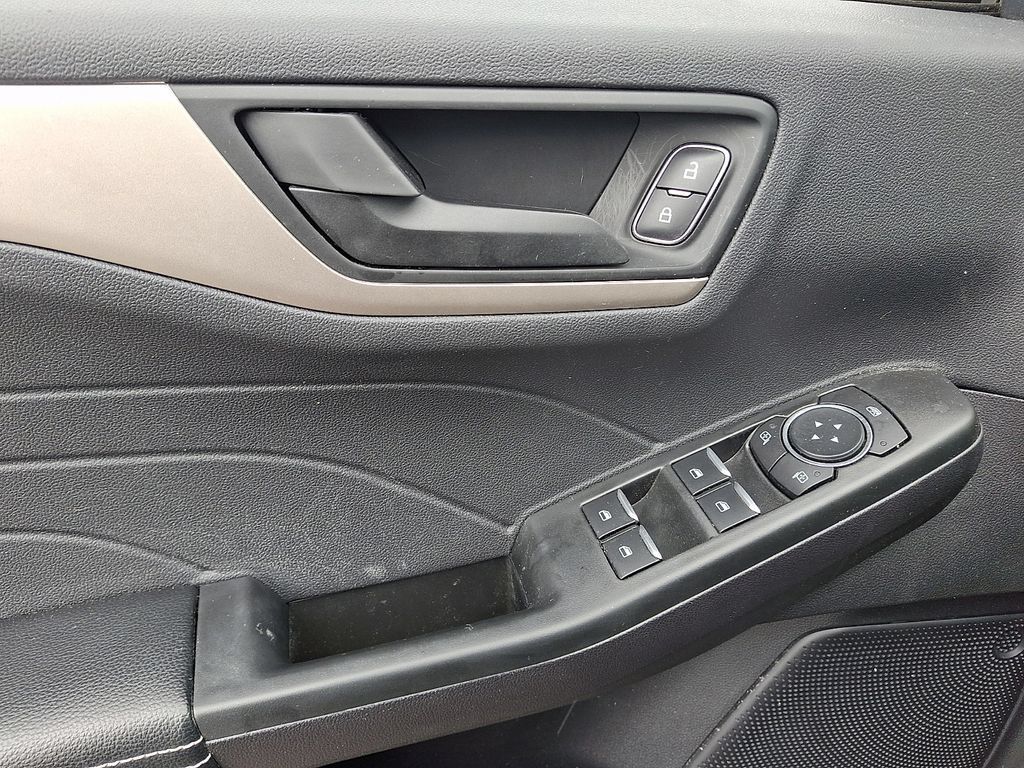 Used 2022 Ford Escape SE w/ Convenience Package AWD/4WD image 14
