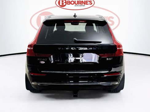 Used 2022 Volvo XC60 B5 Inscription w/ Climate Package AWD/4WD image 11