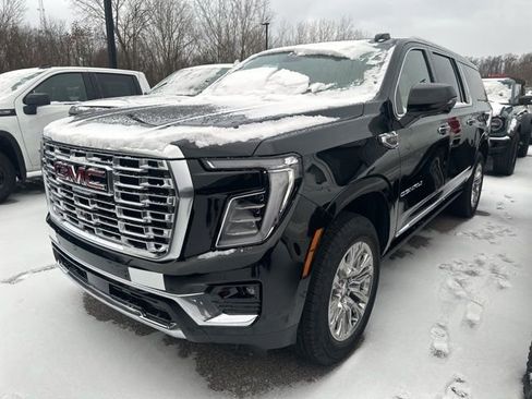 New 2026 GMC Yukon XL Denali w/ Sun & Power Step Package image 4