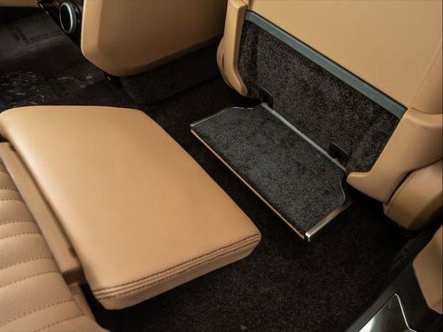 New 2025 Land Rover Range Rover Long Wheelbase Autobiography image 41