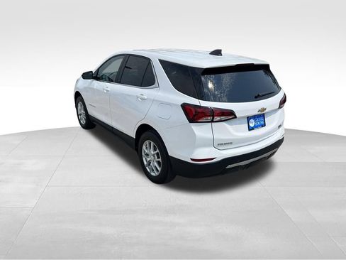 Used 2024 Chevrolet Equinox LT AWD/4WD image 4