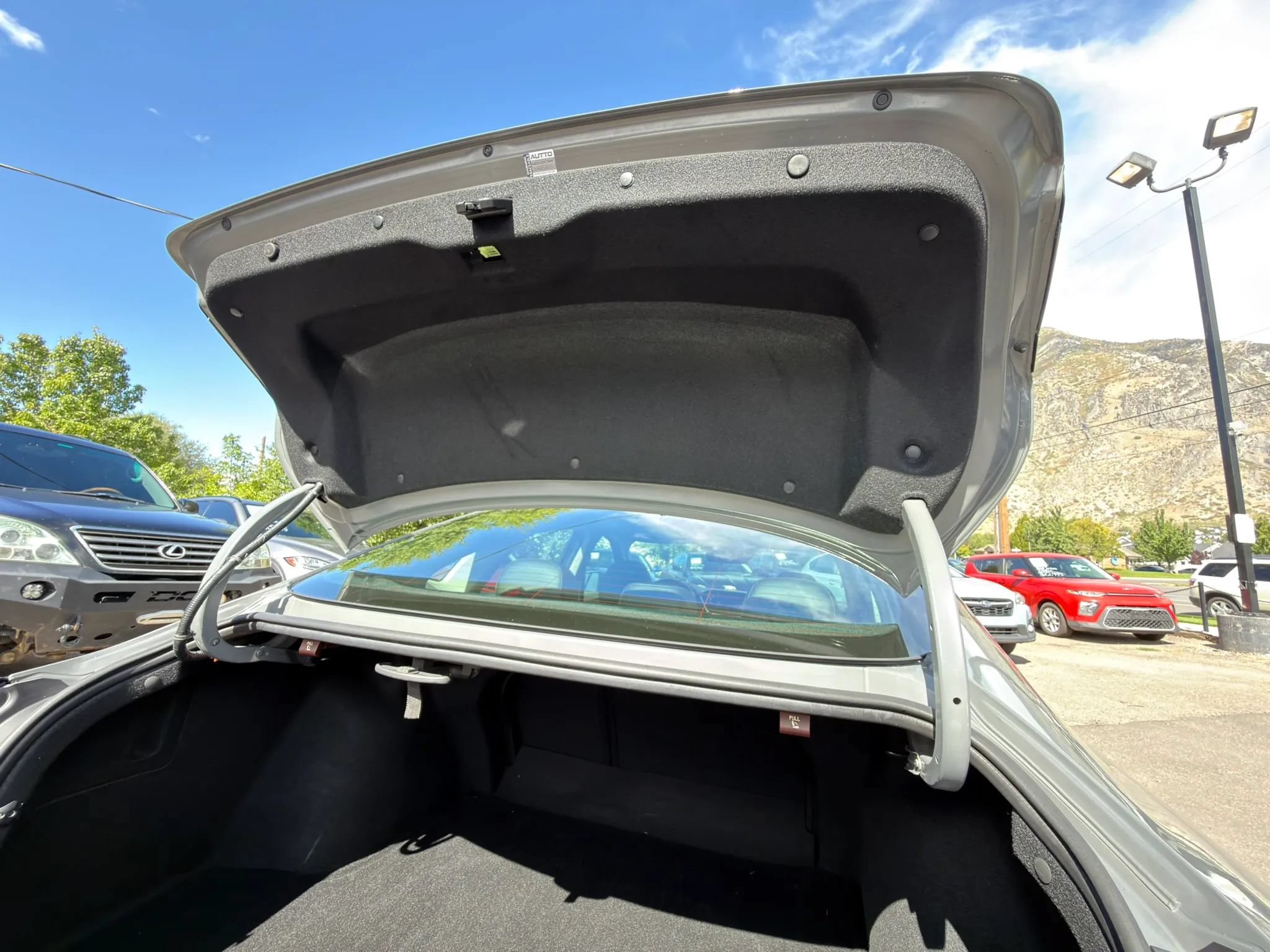 Used 2022 Hyundai Sonata Limited w/ Cargo Package FWD image 15