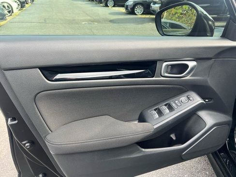 Used 2023 Honda Civic EX image 25