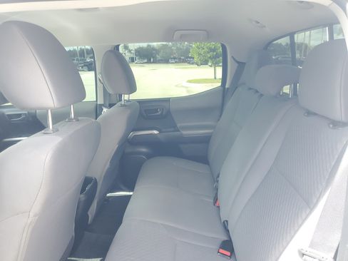 Used 2021 Toyota Tacoma SR5 image 10