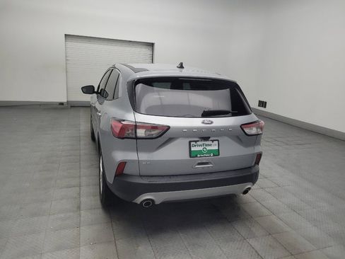 Used 2022 Ford Escape SE FWD image 6
