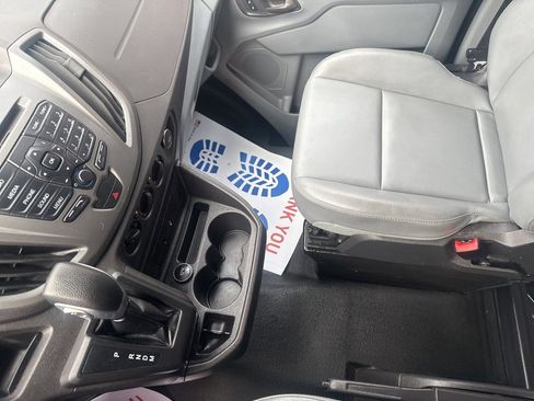 Used 2016 Ford Transit 150 XL image 30