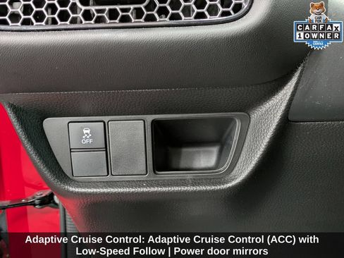 Certified 2025 Honda HR-V Sport image 27