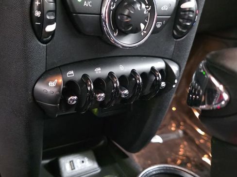 Used 2013 MINI Cooper Base image 23