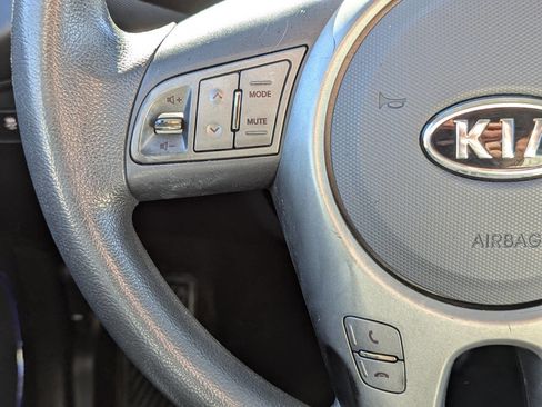 Used 2011 Kia Soul + w/ Audio Pkg image 22