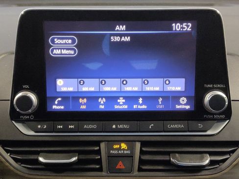 Used 2023 Nissan Altima 2.5 SV FWD image 25