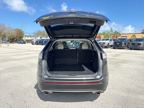 Used 2015 Ford Edge Titanium w/ Technology Package image 28