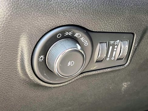 Certified 2022 Jeep Compass Latitude w/ Convenience Group AWD/4WD image 23