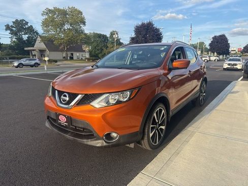 Used 2017 Nissan Rogue Sport SL image 6