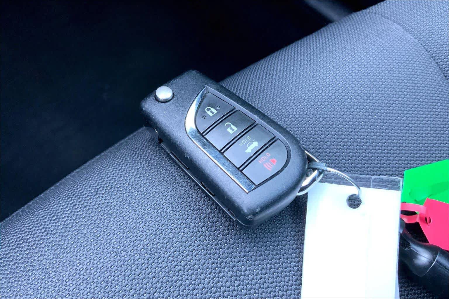 Used 2025 Toyota Corolla LE FWD image 14