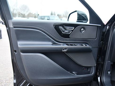 New 2026 Lincoln Aviator Reserve w/ Illumination Package AWD/4WD image 25