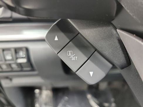 Used 2023 Subaru Forester Premium image 24