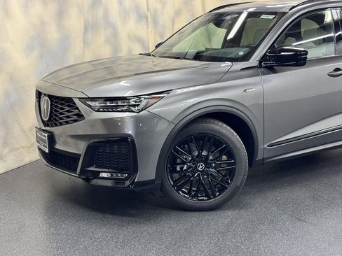 New 2026 Acura MDX A-Spec image 2